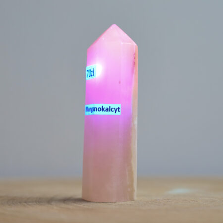 Manganokalcyt UV Wieża